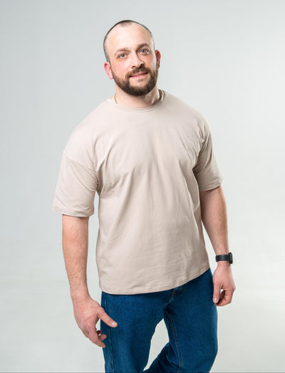 Чоловіча бежева футболка вільного крою